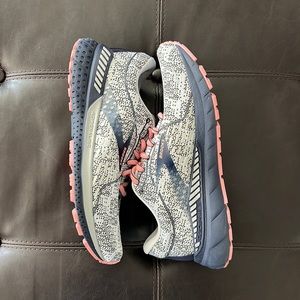 Brooks Adrenaline gts 21 Shoes